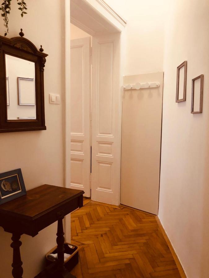 Room 44 Osijek Exterior photo